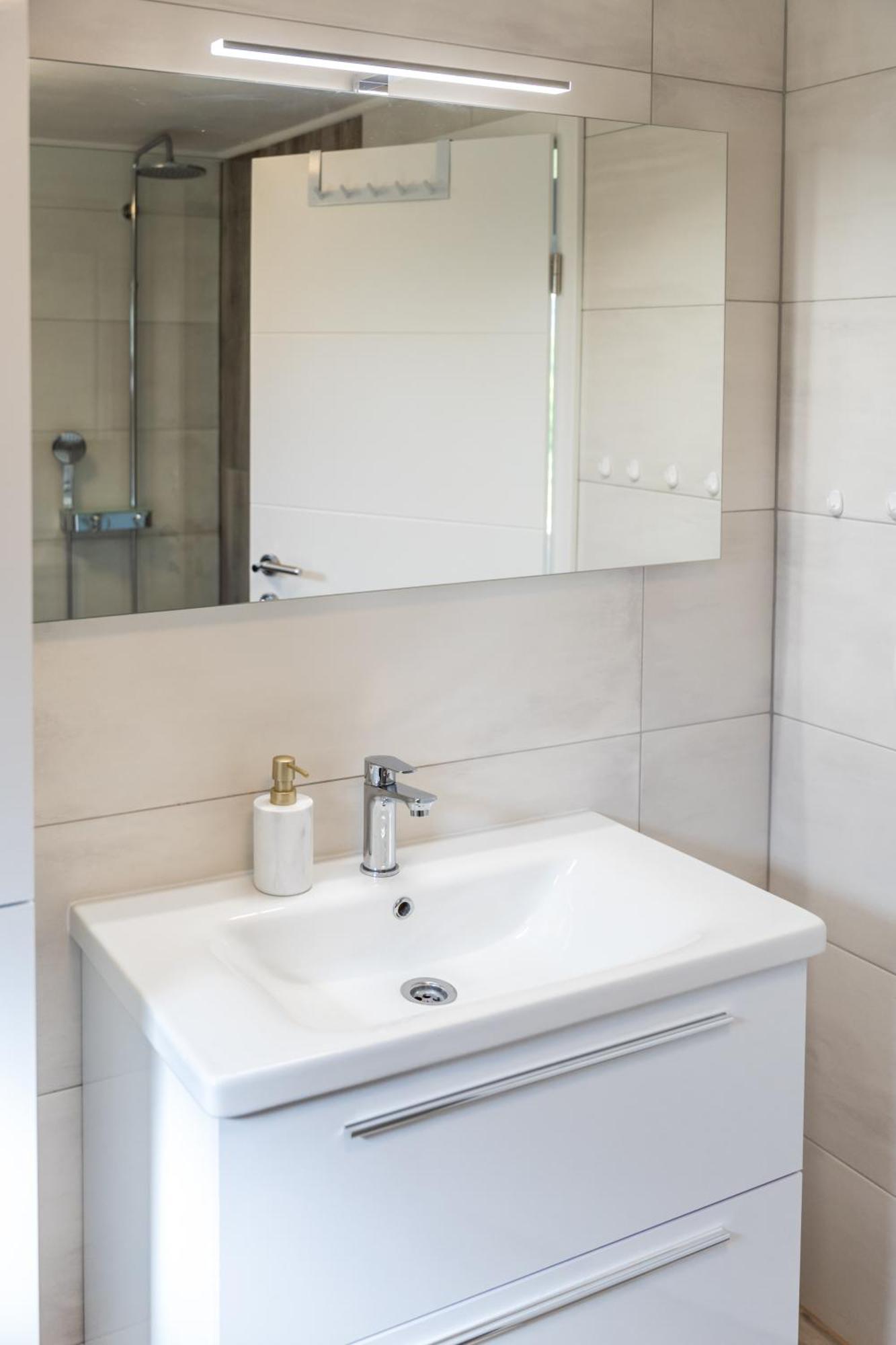 Apartman Grey 슬루니 외부 사진